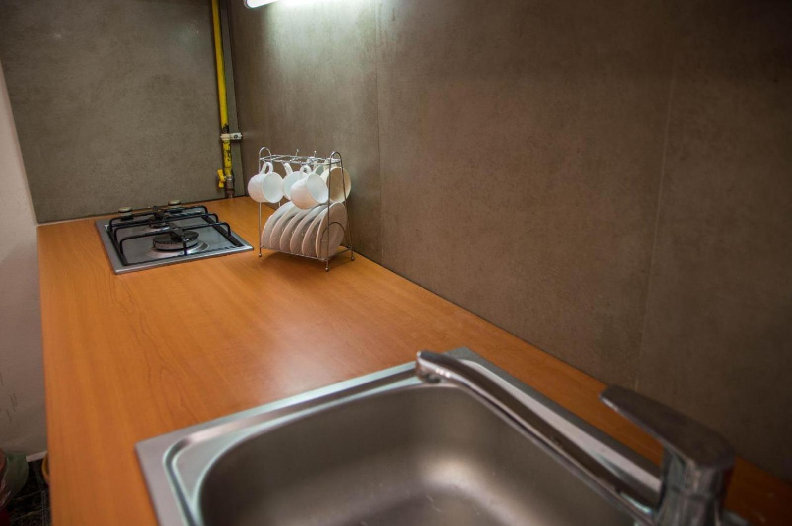 Zara Central Apartments Arad Bagian luar foto